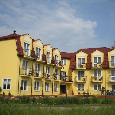 Pensjonat Koga Kolobrzeg Bagian luar foto
